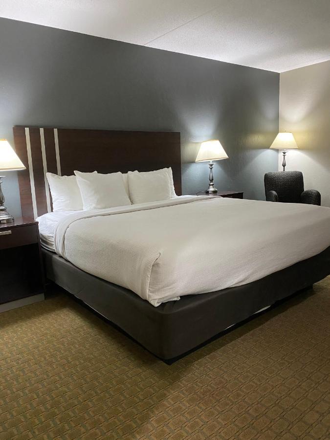Bel-Aire Hotel Lake 이리 외부 사진