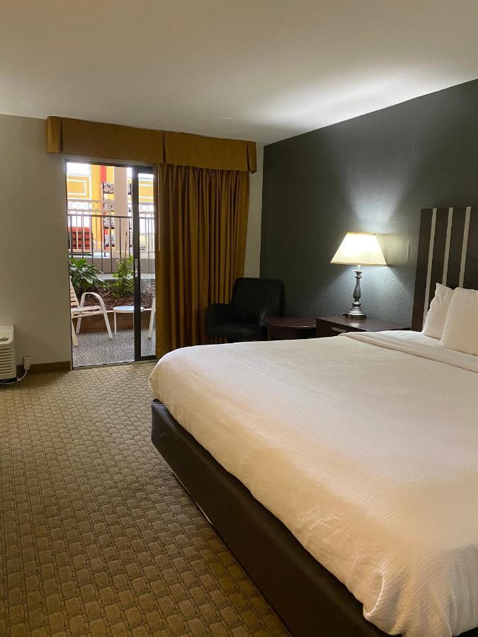 Bel-Aire Hotel Lake 이리 외부 사진
